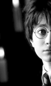Harry Potter HalfFace Portret (BLACK T-SHIRT WOMAN - CZARNA KOSZULKA DAMSKA)