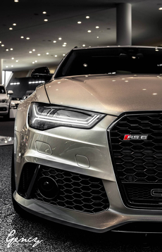 Kubek Audi